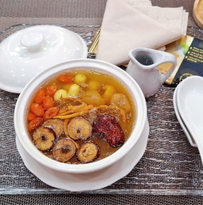 Yến Chưng Thố Vừa